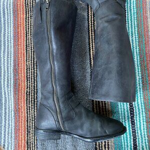 BORN knee high zip up LEATHER boots - size 7